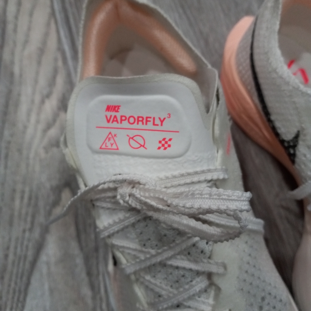 Nike ZoomX Vaporfly Next% 3 Sail Black Crimson Tint Woman Shoes Size 8.5 - Picture 6 of 16